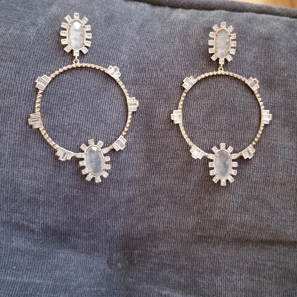 Kendra Scott Earrings - Picture 6 of 13
